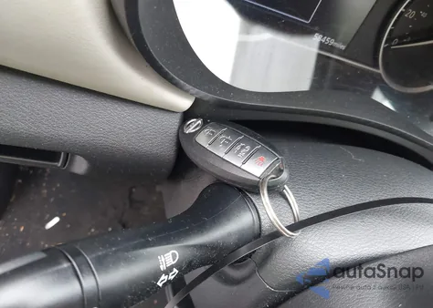 2020 Nissan Versa Sv Xtronic Cvt z USA, uszkodzony, nr VIN 3N1CN8EV4LL881927